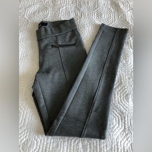 Simons ICONE gray stretch legging size S